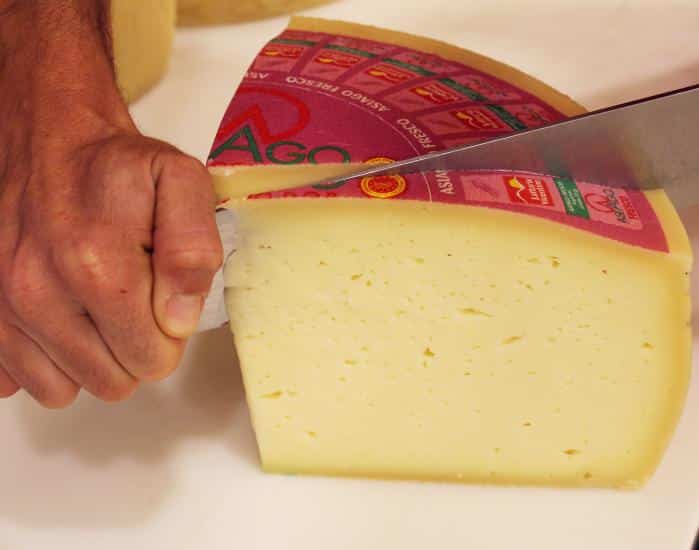 come tagliare formaggio